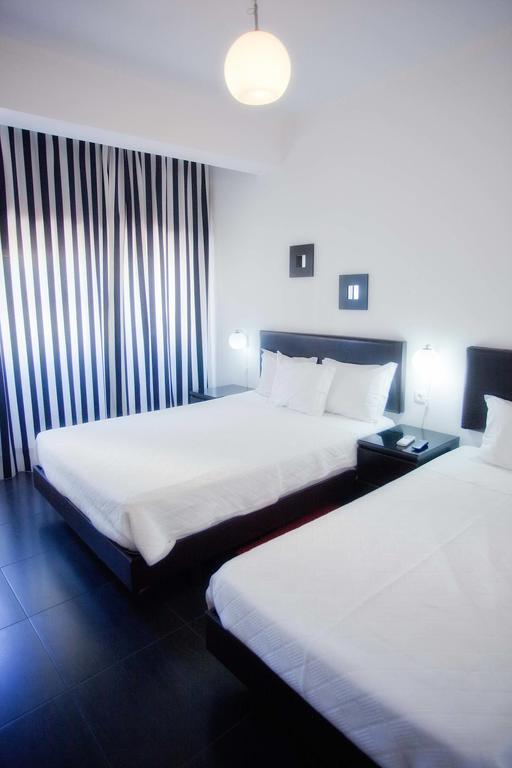 Residencial Principe Guest House باريرو الغرفة الصورة